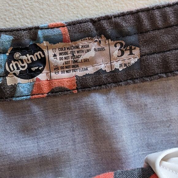 Rhythm Shorts Mens 34 Swim Trunks Board Colorful Print Surf Beachwear Drawstring - Picture 2 of 12